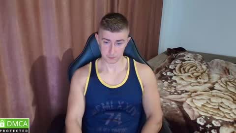 smanking22 online show from April 15, 2026, 5:14 am