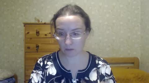 Snapshot of smart_rose chatting on January 7, 2025, 3:02 pm smart_rose online show from January 7, 2025, 3:02 pm