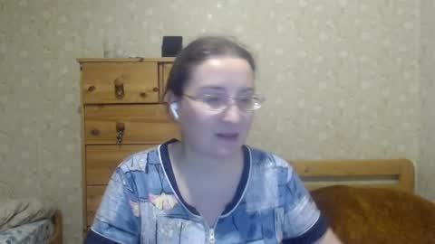 Snapshot of smart_rose chatting on February 3, 2025, 7:10 pm smart_rose online show from February 3, 2025, 7:10 pm