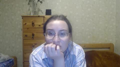Snapshot of smart_rose chatting on February 5, 2025, 10:33 pm smart_rose online show from February 5, 2025, 10:33 pm