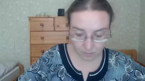 Snapshot of smart_rose chatting on March 2, 2025, 11:39 am smart_rose online show from March 2, 2025, 11:39 am