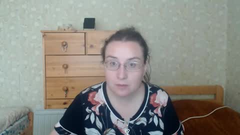 Snapshot of smart_rose chatting on September 20, 2025, 9:32 am smart_rose online show from September 20, 2025, 9:32 am