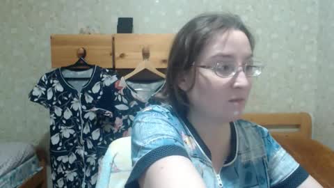 Snapshot of smart_rose chatting on November 26, 2025, 3:35 pm smart_rose online show from November 26, 2025, 3:35 pm