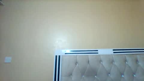 Snapshot of smartqueen1 chatting on April 10, 2026, 12:21 pm Katerina online show from April 10, 2026, 12:21 pm