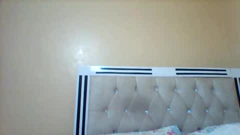 Snapshot of smartqueen1 chatting on April 15, 2026, 12:12 pm Katerina online show from April 15, 2026, 12:12 pm