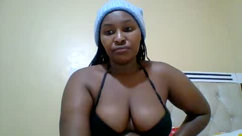 Snapshot of smartqueen1 chatting on July 1, 2026, 12:56 am Katerina online show from July 1, 2026, 12:56 am