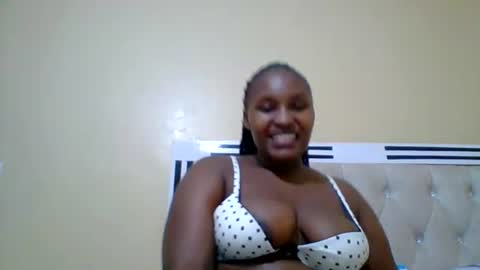 Snapshot of smartqueen1 chatting on July 12, 2026, 2:19 pm Katerina online show from July 12, 2026, 2:19 pm