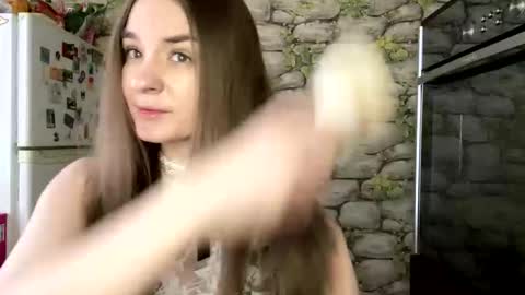 SmileForMe29x online show from April 24, 2026, 4:48 am