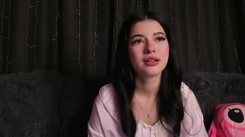 Snapshot of smilesviktoria chatting on June 22, 2026, 9:45 pm Victoria online show from June 22, 2026, 9:45 pm