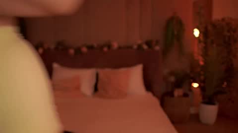 Snapshot of smiley_mia_ chatting on September 18, 2025, 5:09 am Mia online show from September 18, 2025, 5:09 am