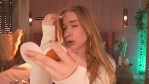 Mia online show from February 28, 2026, 5:08 am