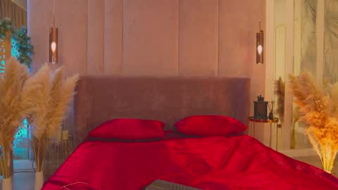 Mia online show from April 2, 2026, 5:05 am