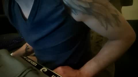 Snapshot of smokeandwatching chatting on March 11, 2025, 12:54 am Smokeandwatching online show from March 11, 2025, 12:54 am