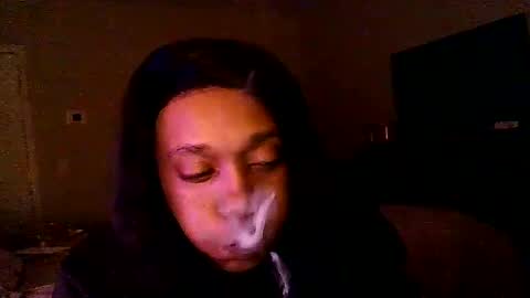 SmokeGoddess35 online show from December 22, 2024, 7:00 am
