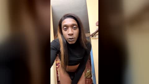 SmokeGoddess35 online show from December 14, 2025, 10:36 pm