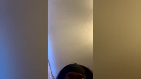 SmokeGoddess35 online show from March 25, 2026, 3:45 am