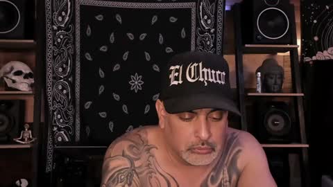 Snapshot of smokey915 chatting on January 3, 2025, 10:09 am Smokey915 online show from January 3, 2025, 10:09 am