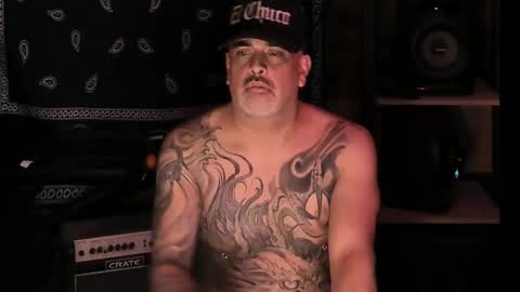 Snapshot of smokey915 chatting on February 19, 2025, 1:06 pm Smokey915 online show from February 19, 2025, 1:06 pm