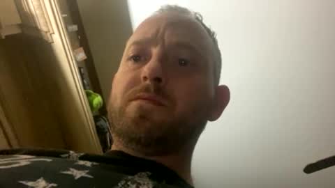 Snapshot of smokeymt420 chatting on February 6, 2025, 5:14 am smokeymt420 online show from February 6, 2025, 5:14 am