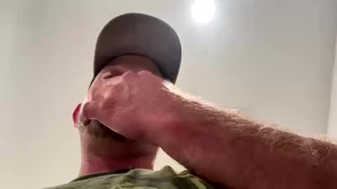 Snapshot of smokeymt420 chatting on October 16, 2025, 11:06 pm smokeymt420 online show from October 16, 2025, 11:06 pm