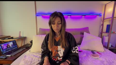 Carolina online show from April 10, 2026, 1:49 pm