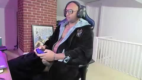 Smoothj2011 online show from March 3, 2026, 9:15 am