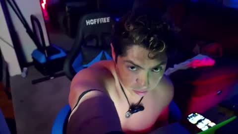 Snapshot of smoothjocknubie chatting on October 25, 2025, 8:11 am Myke Jackin online show from October 25, 2025, 8:11 am