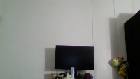 Snapshot of smoothvodka chatting on December 9, 2024, 12:23 am Bambi--Vodka online show from December 9, 2024, 12:23 am