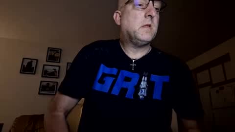 Snapshot of sms172 chatting on January 20, 2025, 11:21 pm sms172 online show from January 20, 2025, 11:21 pm