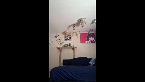 smyklops online show from April 19, 2026, 9:06 pm