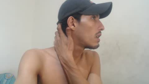 Snapshot of snackontime19 chatting on June 15, 2026, 11:01 am snackontime19 online show from June 15, 2026, 11:01 am