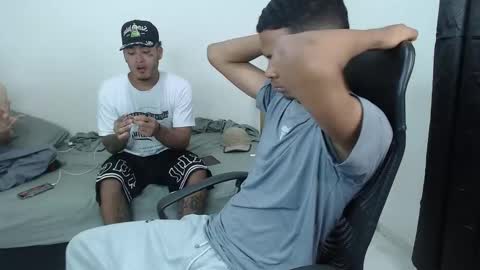 snak_master1 online show from September 9, 2025, 5:56 pm