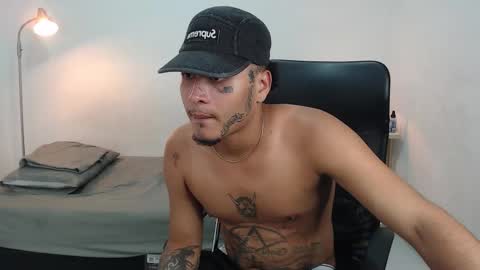 snak_master1 online show from September 27, 2025, 5:56 am