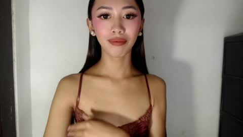Snapshot of snake_charmer88 chatting on July 6, 2026, 7:27 pm kianna online show from July 6, 2026, 7:27 pm