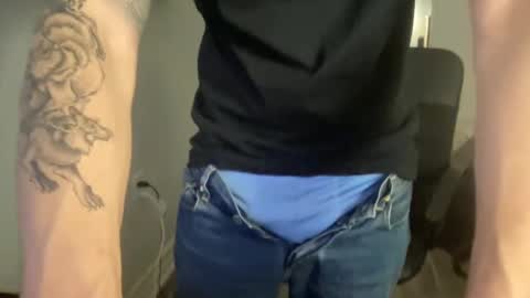 Snapshot of sneaky_dees653312 chatting on November 13, 2025, 6:23 am softcockgenius online show from November 13, 2025, 6:23 am