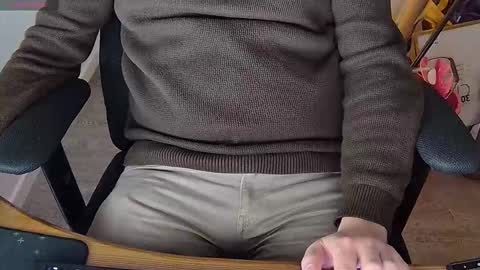 Sneakybill online show from January 5, 2026, 9:18 pm