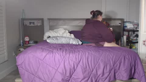 Snoqueen online show from January 21, 2025, 12:04 am