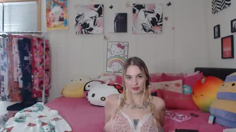 snow_money online show from February 1, 2025, 5:49 am