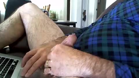 Snapshot of snowy62 chatting on December 14, 2024, 2:31 pm Snowy online show from December 14, 2024, 2:31 pm