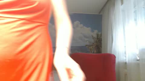 Snapshot of soaring_love chatting on April 20, 2026, 6:38 am Masha online show from April 20, 2026, 6:38 am