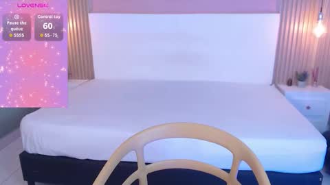 soffiadams2 online show from November 10, 2025, 11:42 am