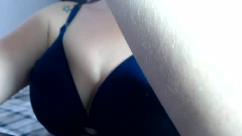 Sofa Castellanos online show from July 13, 2026, 4:21 pm