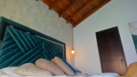 Sofi online show from February 14, 2026, 11:18 am