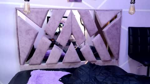 Sofi Noa online show from November 4, 2025, 11:20 am