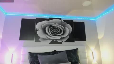 sofi_sp online show from December 5, 2025, 11:41 am