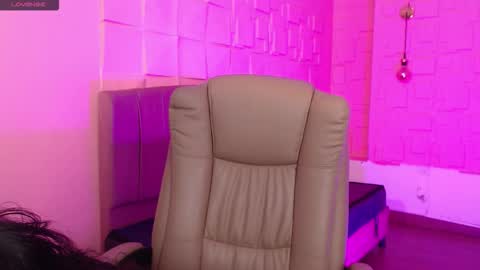 Susy online show from March 25, 2026, 2:39 am