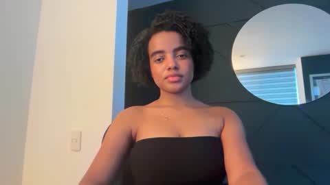 Sofi online show from April 10, 2026, 9:08 pm