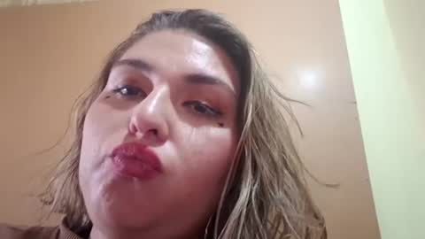 Sofia  bella online show from June 11, 2026, 6:50 pm