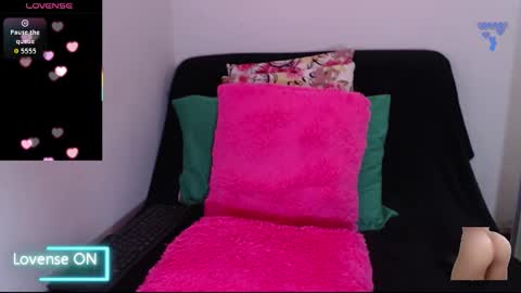 sofia  whitee online show from February 21, 2026, 6:36 am