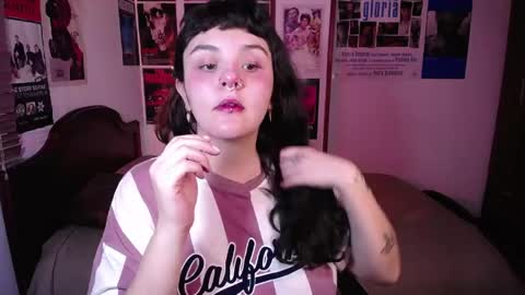 Snapshot of sofia_coolle chatting on May 21, 2026, 9:33 pm Sofi online show from May 21, 2026, 9:33 pm